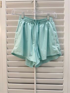 Lululemon Hotty Hot High Rise Lined Shorts Mint Blue Size 2